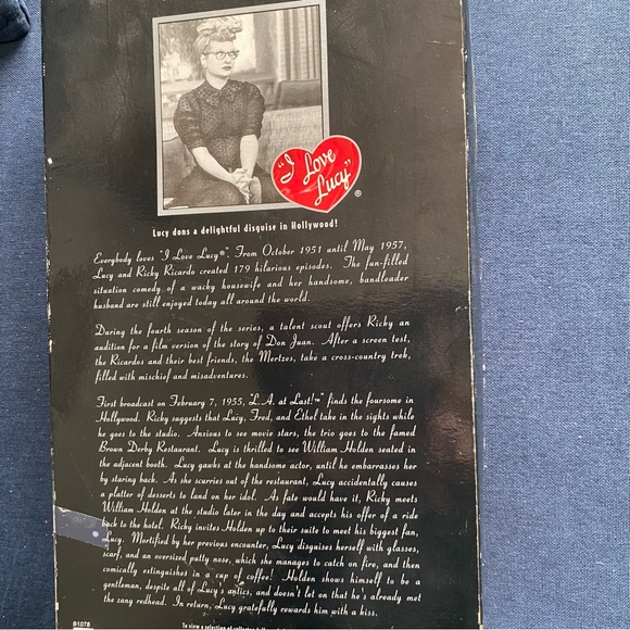 Barbie Doll LUCILLE BALL "L.A. At Last!" I lLOVE LUCY COLLECTION - Picture 2 of 9